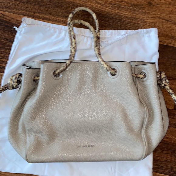 Michael Kors handbag ✨ includes FREE MK wristlet - Picture 7 of 12